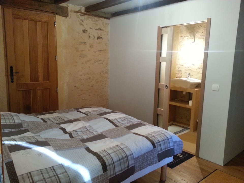 Double or Twin Room | Individually decorated, individually furnished, desk, soundproofing