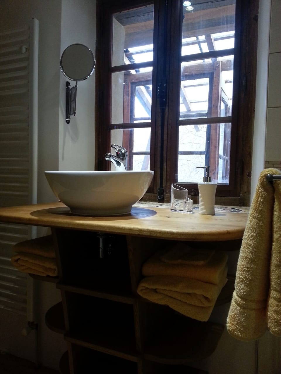 Double or Twin Room | Bathroom sink