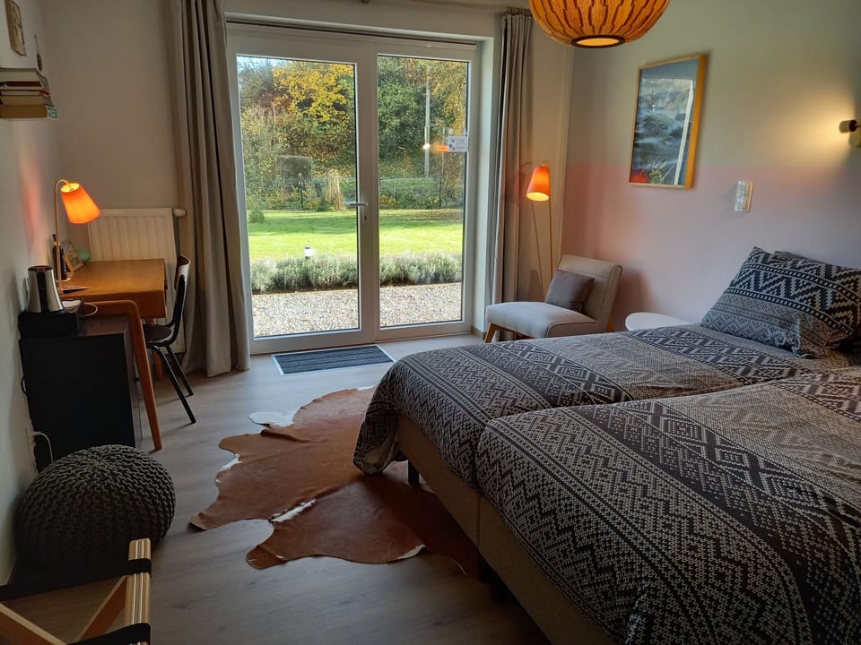 Double Room, 1 Queen Bed (Bois de Hampteau) | Premium bedding, down comforters, memory foam beds, minibar