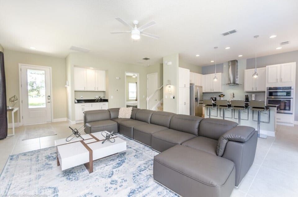 Villa, 5 Bedrooms | Living area