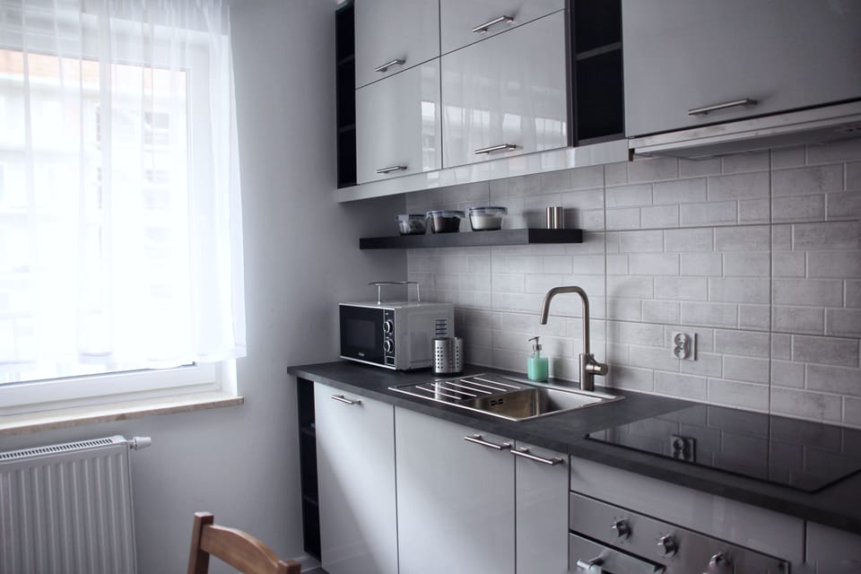 Comfort Apartment | Private kitchen | Fridge, microwave, stovetop, coffee/tea maker