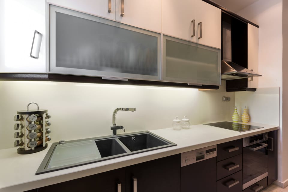 Apartment, 2 Bedrooms | Private kitchen | Full-size fridge, oven, stovetop, dishwasher