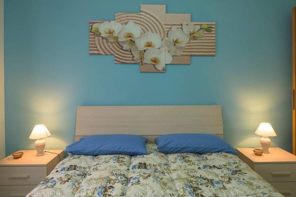 Apartment, 3 Bedrooms | Iron/ironing board, free WiFi, bed sheets