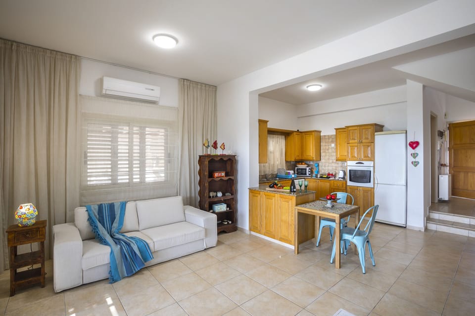 Villa, 3 Bedrooms, Terrace, Sea View | Living room | Flat-screen TV
