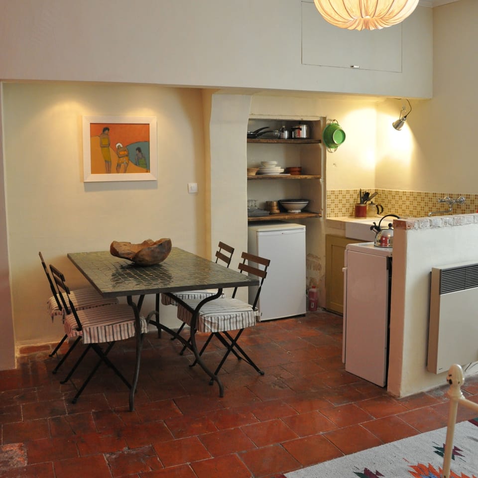 Superior Apartment, Ensuite (sirocco) | Restaurant