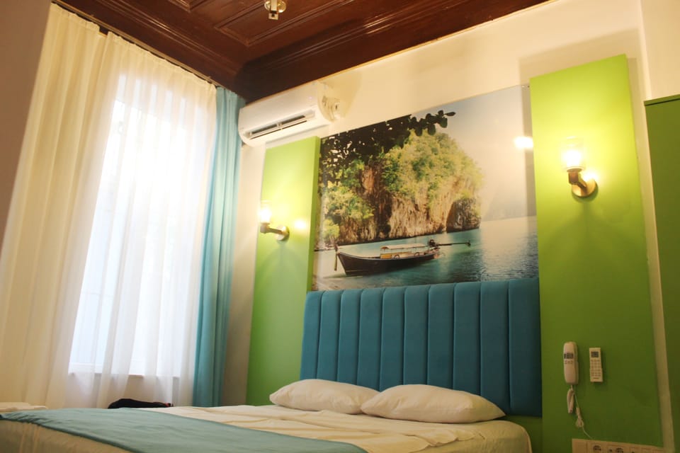 Standard Double Room, 1 Double Bed | Premium bedding, minibar, in-room safe, blackout drapes