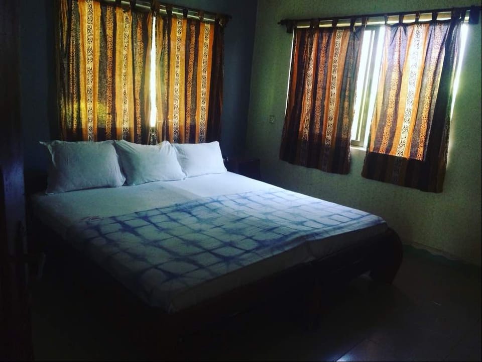 Comfort Chalet | Desk, laptop workspace, WiFi (free)