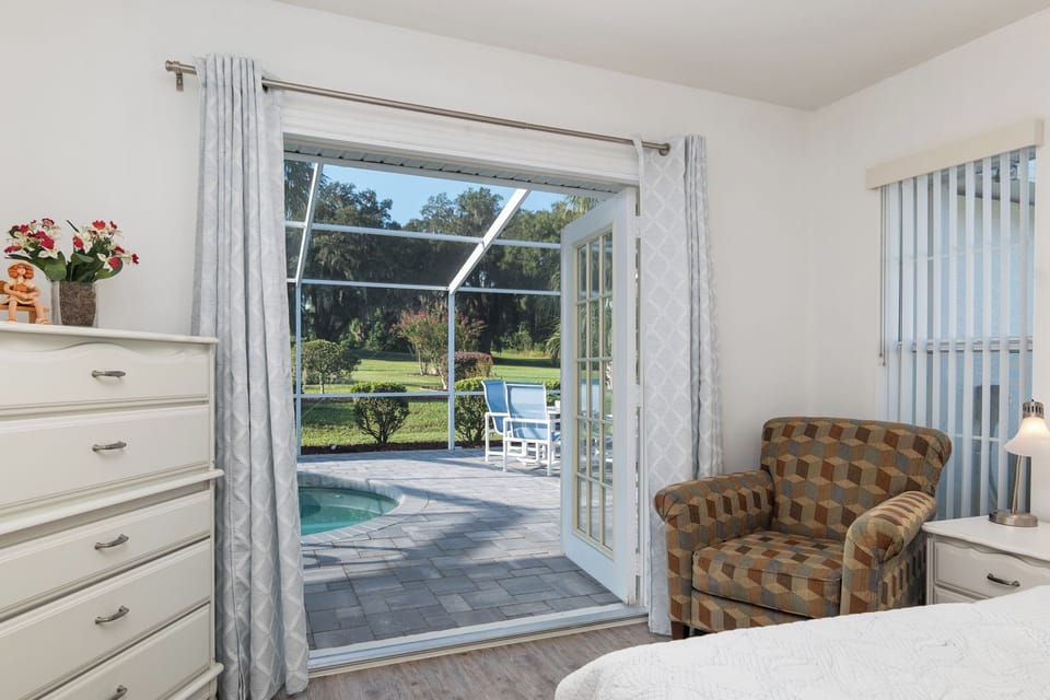 House | 2 bedrooms, WiFi (free), bed sheets