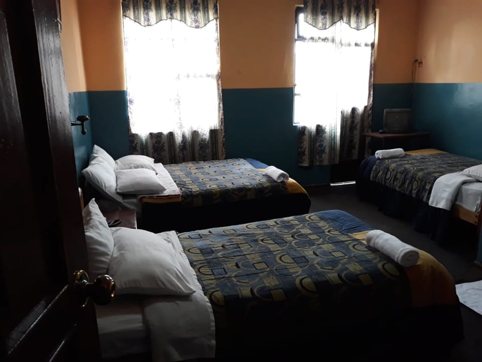 In-room safe, desk, WiFi (free)