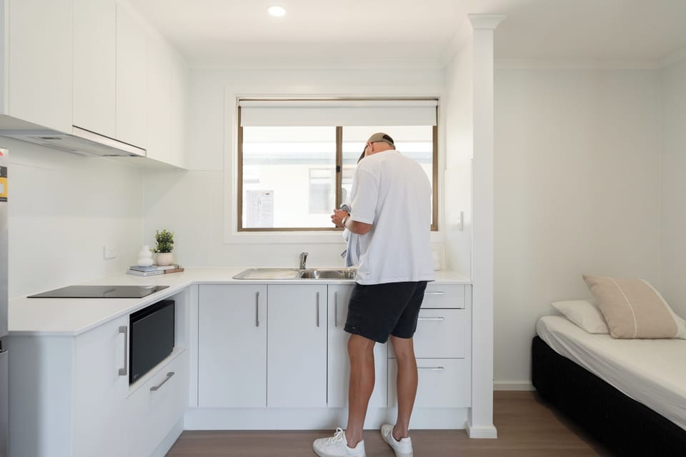 Cabin (Sleeps 2) | Private kitchenette | Fridge, microwave, stovetop, electric kettle