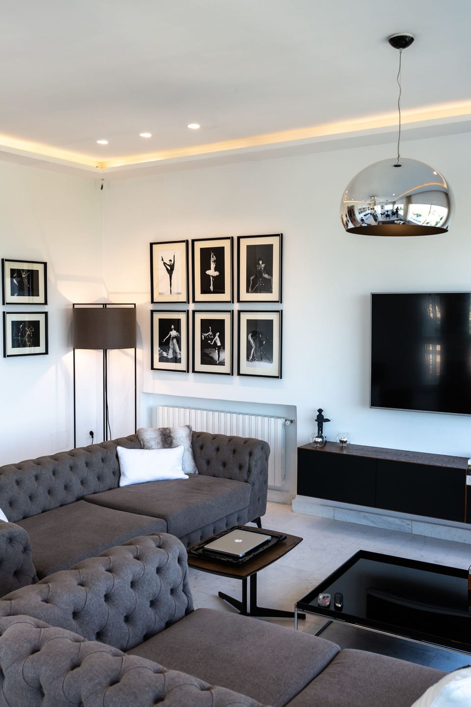Apartment, 1 Bedroom, Non Smoking | Living area | 56-inch flat-screen TV with satellite channels, TV, Netflix