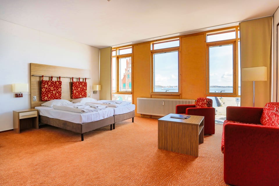 Comfort Double Room | Desk, soundproofing, cribs/infant beds, rollaway beds