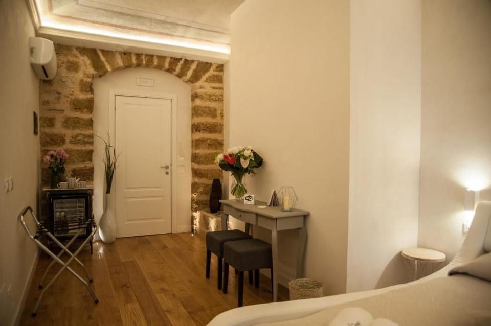 Triple Room, Garden View (4) | Premium bedding, minibar, in-room safe, desk