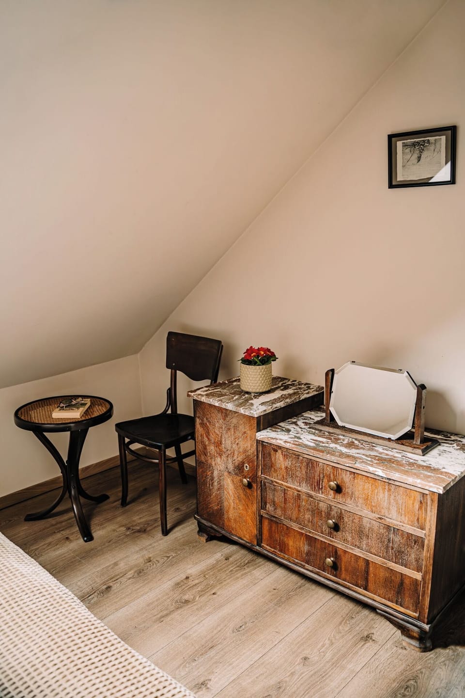 Standard Apartment | Individually furnished, cribs/infant beds, free WiFi, bed sheets