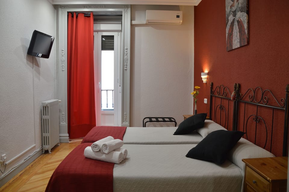 Standard Double or Twin Room, City View | In-room safe, individually decorated, individually furnished, desk