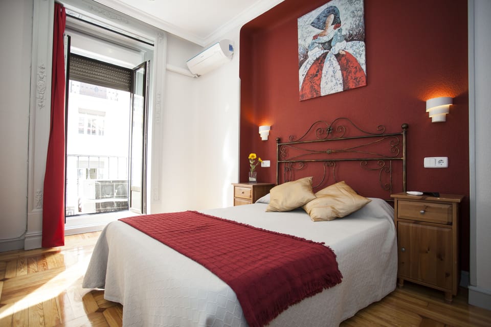 Standard Double or Twin Room, City View | In-room safe, individually decorated, individually furnished, desk