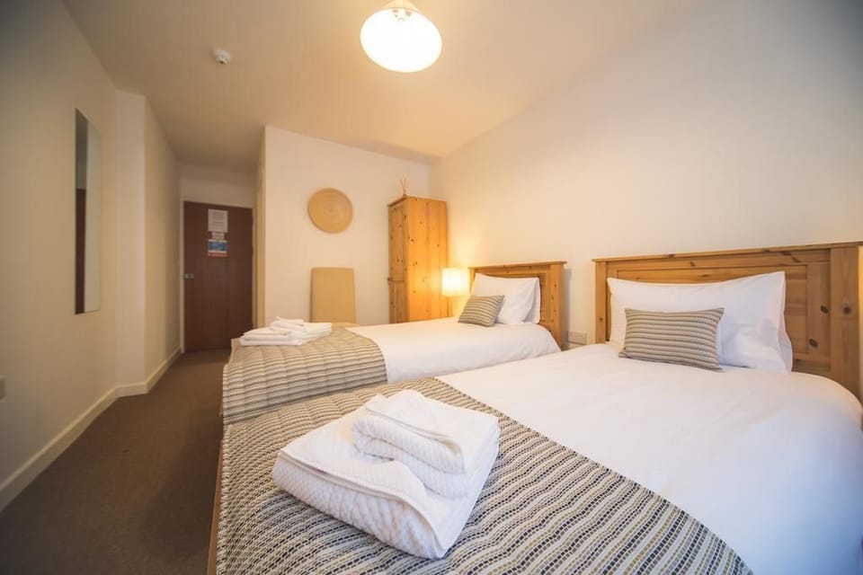 Standard Twin Room | Free WiFi