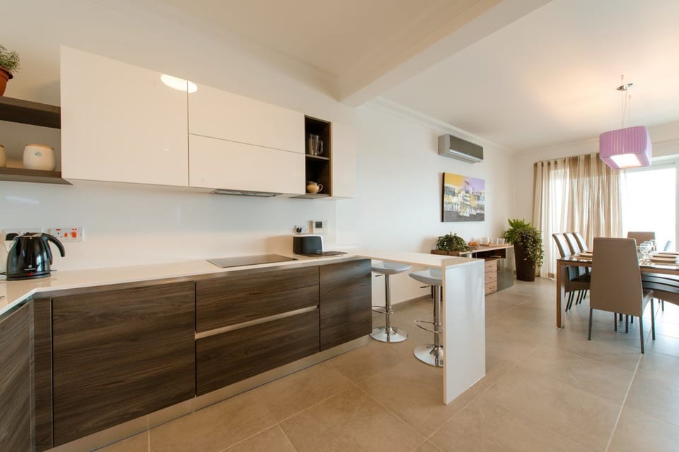 Apartment, 3 Bedrooms | Private kitchen | Full-size fridge, oven, dishwasher, toaster