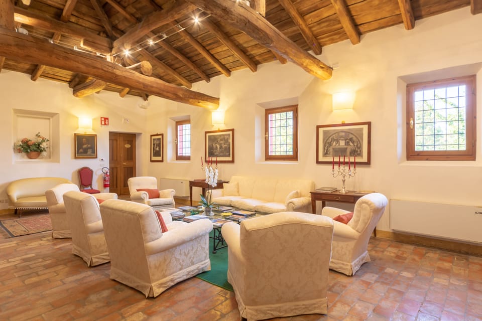Deluxe Villa | Lobby sitting area