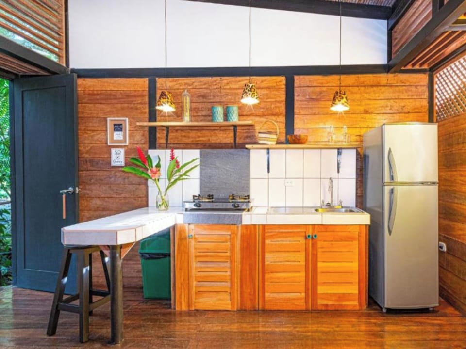 Bungalow Deluxe with Kitchen #8 | Individually decorated, individually furnished, free WiFi, bed sheets
