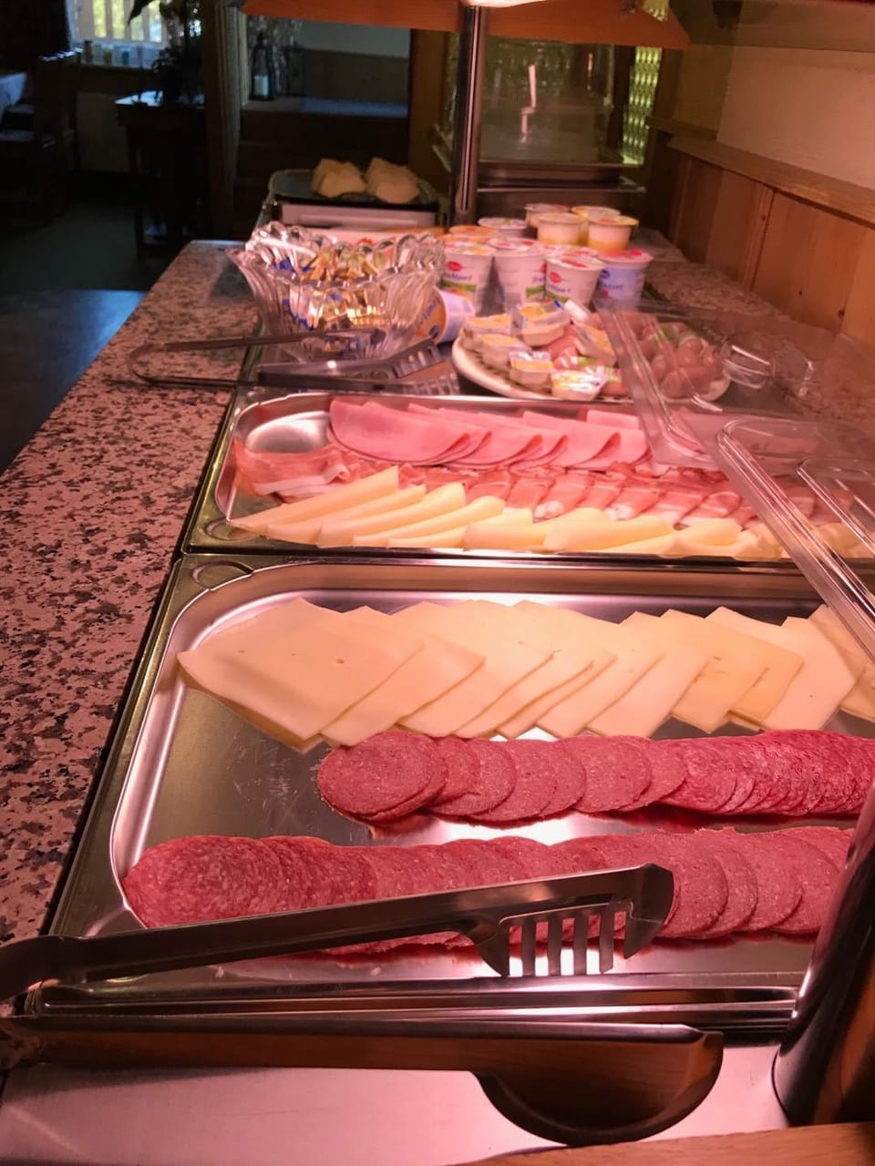Daily buffet breakfast for a fee