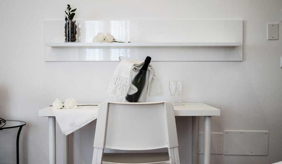 Romantic Double Room, Balcony, Vineyard View | Room amenity