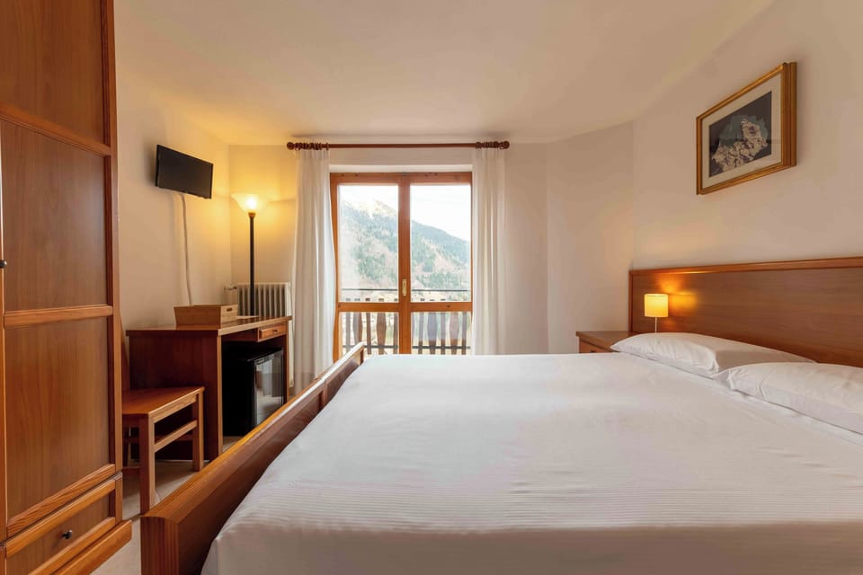 Deluxe Double Room | Bed sheets