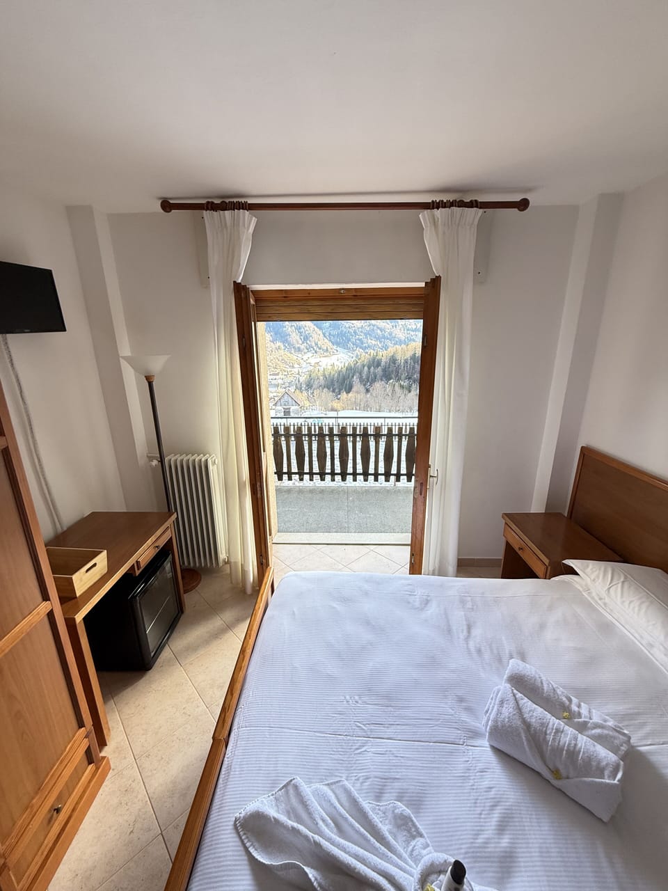 Deluxe Double Room | Bed sheets