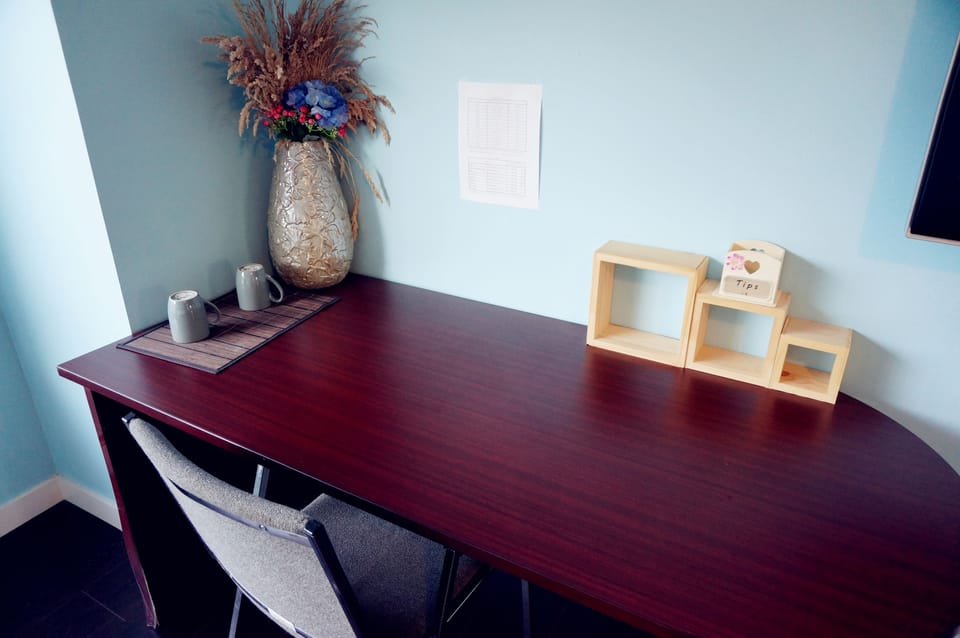 Deluxe Twin Room, 2 Queen Beds, Non Smoking, Mountain View | Soundproofing, WiFi (free)