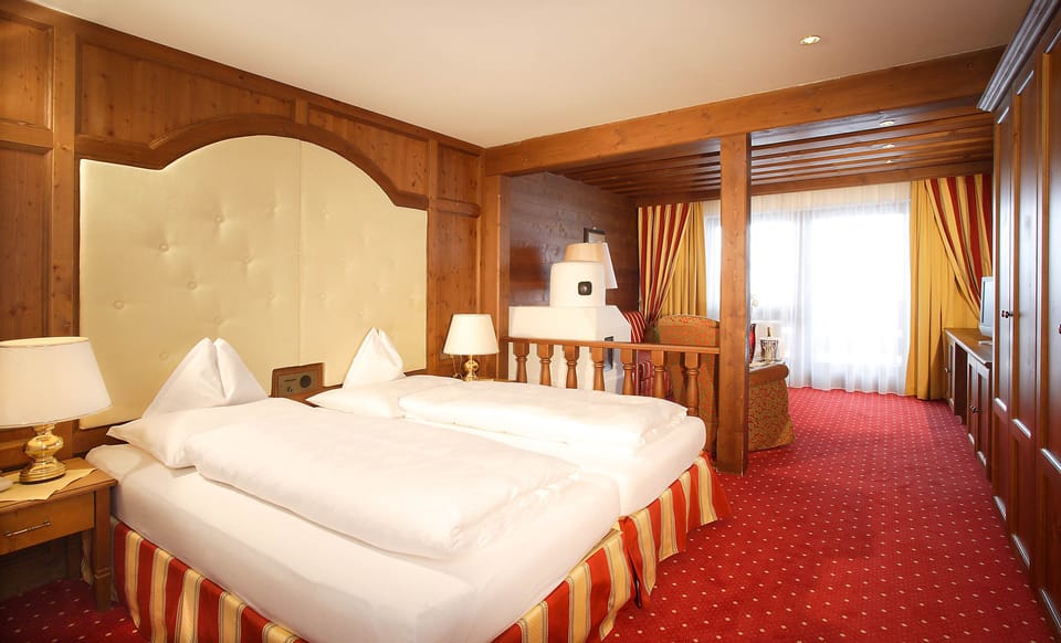 Junior Suite, Balcony, Mountain View (Edelweiss) | In-room safe, soundproofing, free WiFi