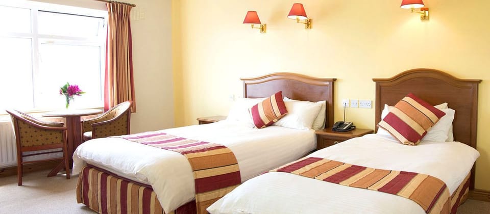 Deluxe Double Room | In-room safe, desk, iron/ironing board, free WiFi