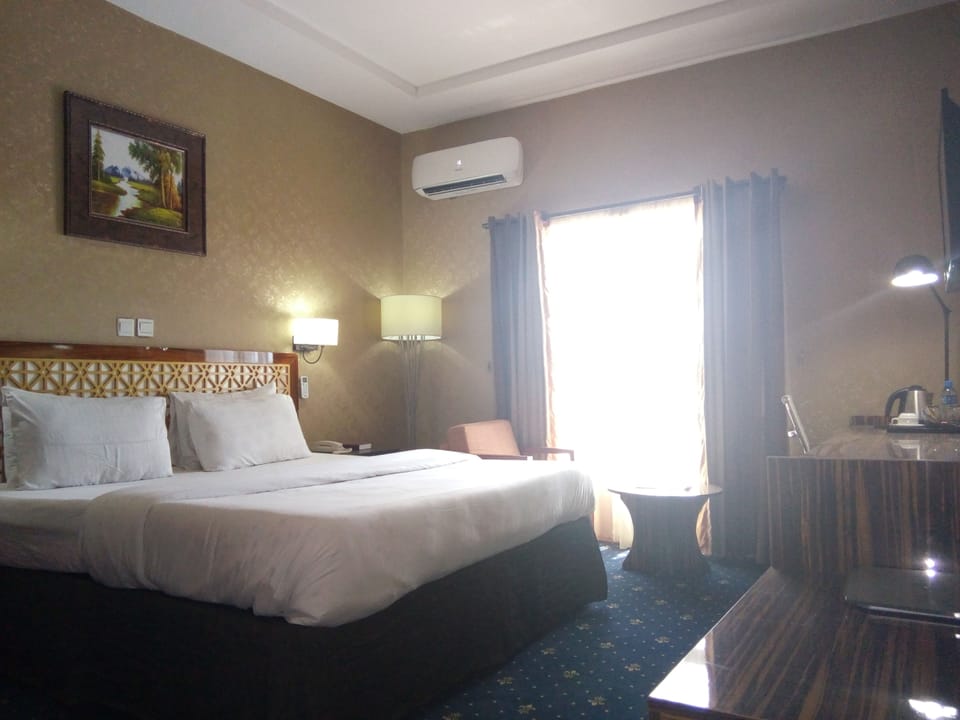 In-room safe, desk, laptop workspace, blackout drapes