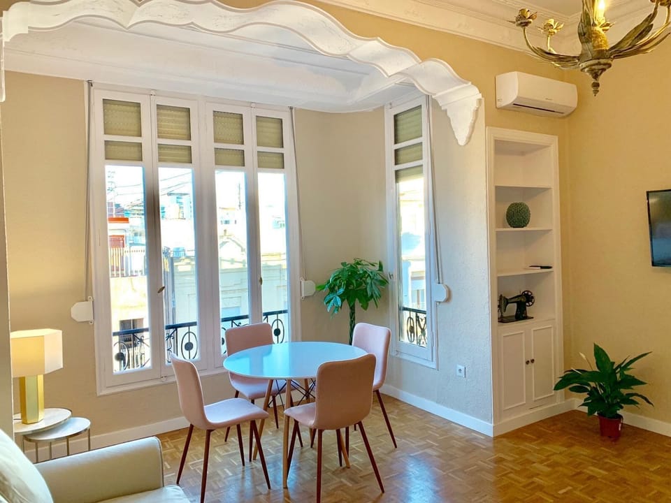 Hi Valencia Cánovas Bed and Breakfast in Valencia