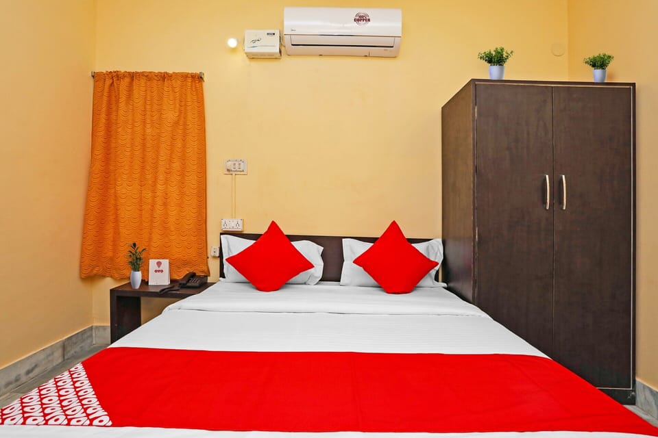 Double or Twin Room | WiFi (free), bed sheets