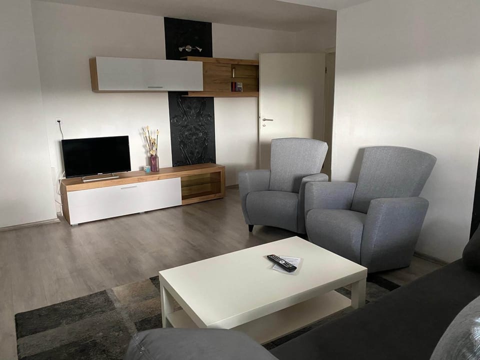 Apartment | Living room