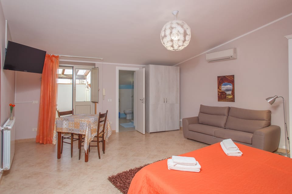 Superior Suite, Terrace | Desk, soundproofing, rollaway beds, free WiFi