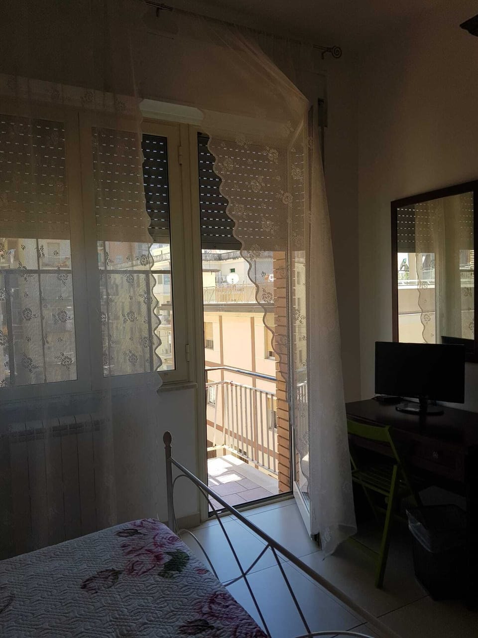 Double Room | Down comforters, desk, laptop workspace, free WiFi