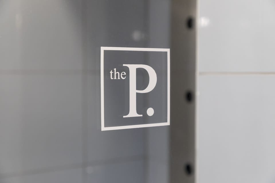 Deluxe Suite | Bathroom | Shower, hydromassage showerhead, designer toiletries, hair dryer