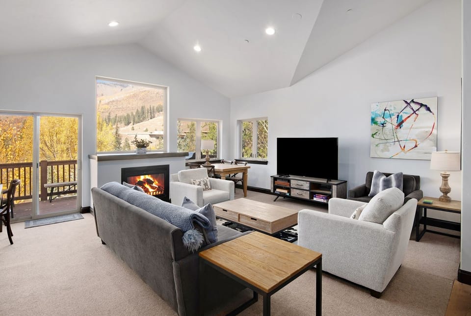 Condo, 3 Bedrooms | Living area | Smart TV