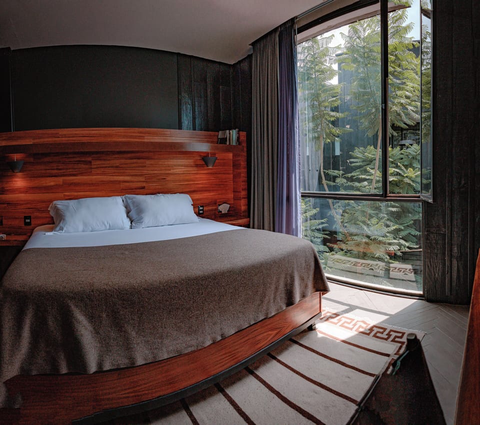 Suite, Bathtub (Copper) | Premium bedding, down comforters, pillowtop beds, in-room safe