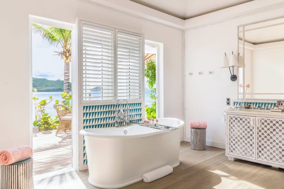 Suite, 2 Bedrooms (Beach) | Bathroom | Designer toiletries, hair dryer, bathrobes, slippers