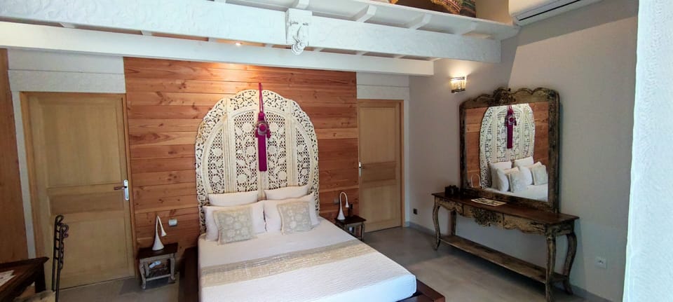 Double Room 1, Pool View | Individually decorated, individually furnished, desk, blackout drapes
