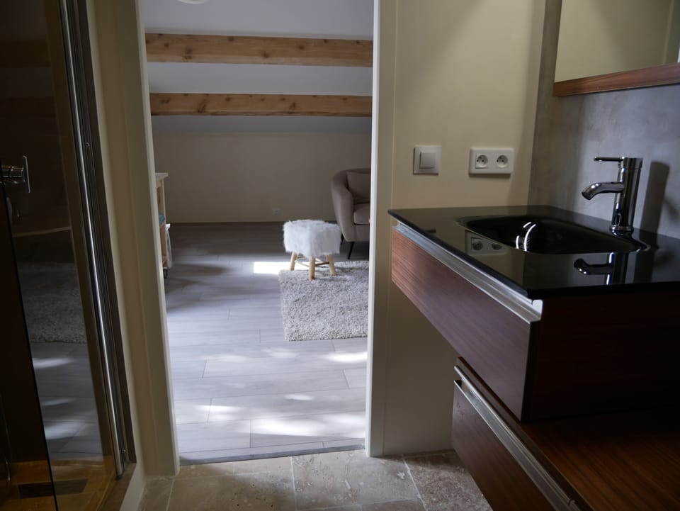 Suite (La Cabane) | Bathroom sink