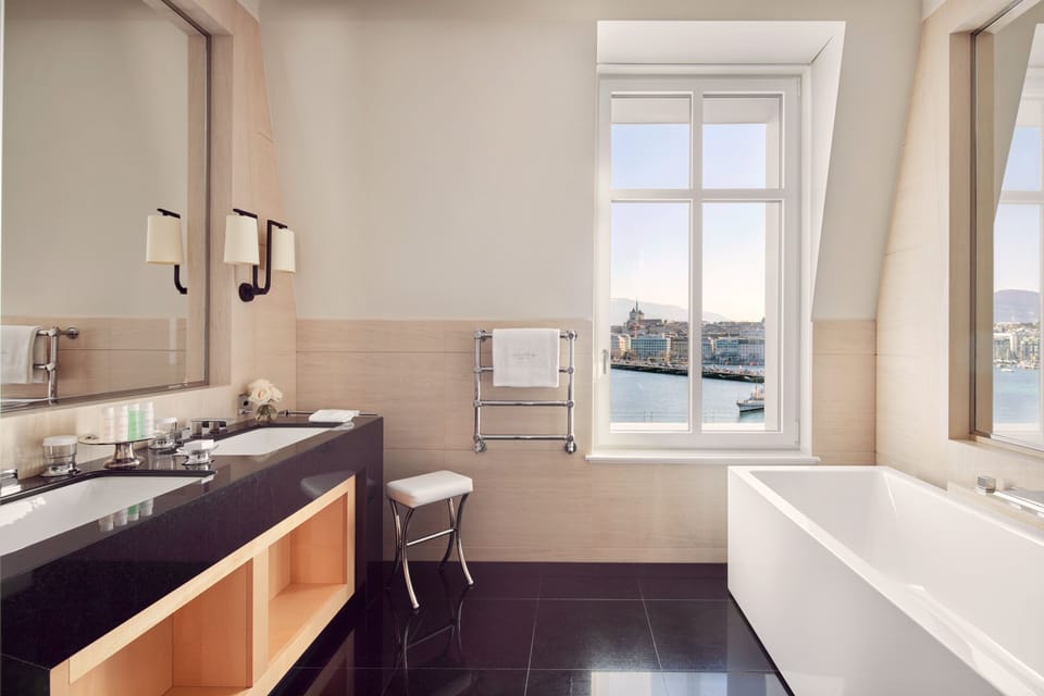 Suite (Imperial) | Bathroom | Designer toiletries, hair dryer, bathrobes, slippers