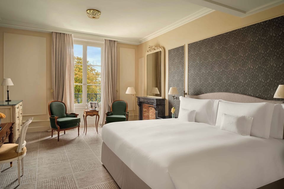 Prestige Lake View | Premium bedding, minibar, in-room safe, individually decorated