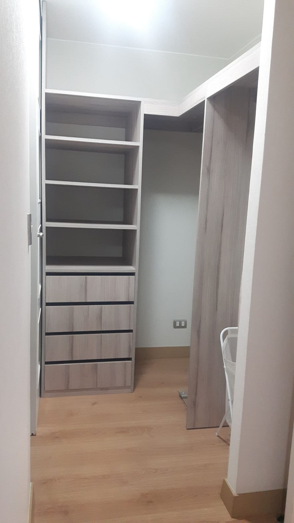 Family Apartment, 2 Bedrooms, Non Smoking, Pool View | 2 bedrooms, down comforters, desk, soundproofing