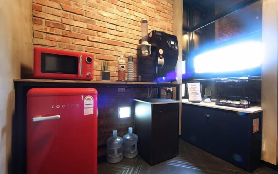 Snack bar