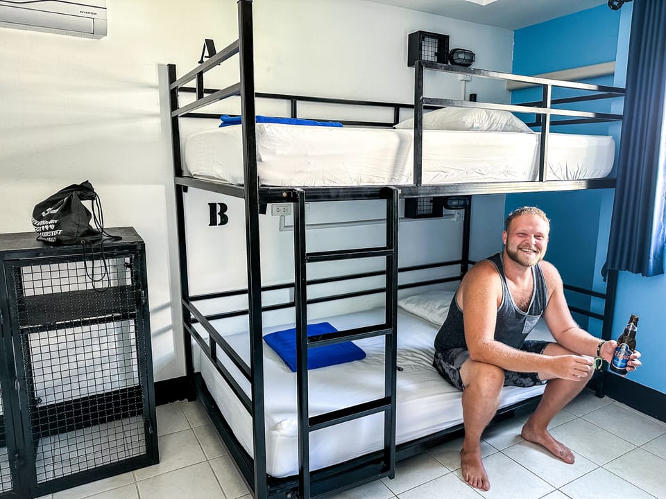 4-Bed Mixed Dormitory Room | Free WiFi, bed sheets