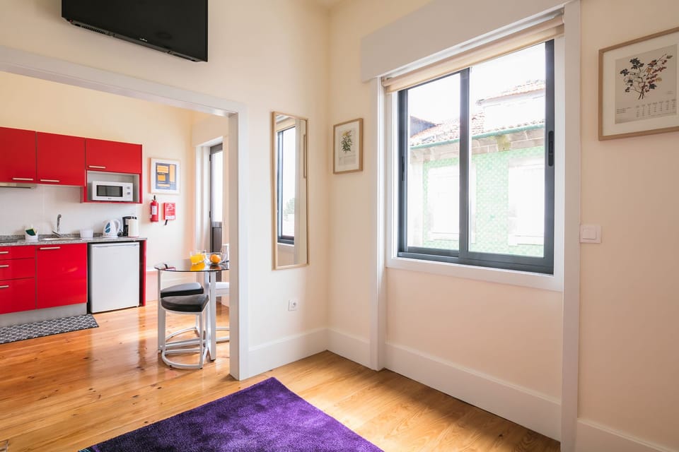 Apartment, 1 Bedroom | Private kitchenette | Full-size fridge, microwave, stovetop, coffee/tea maker