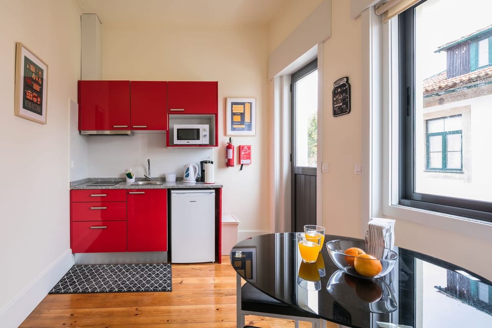 Apartment, 1 Bedroom | Private kitchenette | Full-size fridge, microwave, stovetop, coffee/tea maker